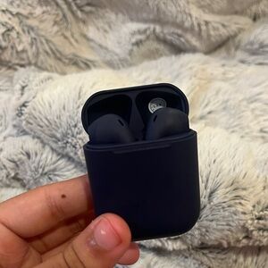 Apple Earbud Headphones - Black